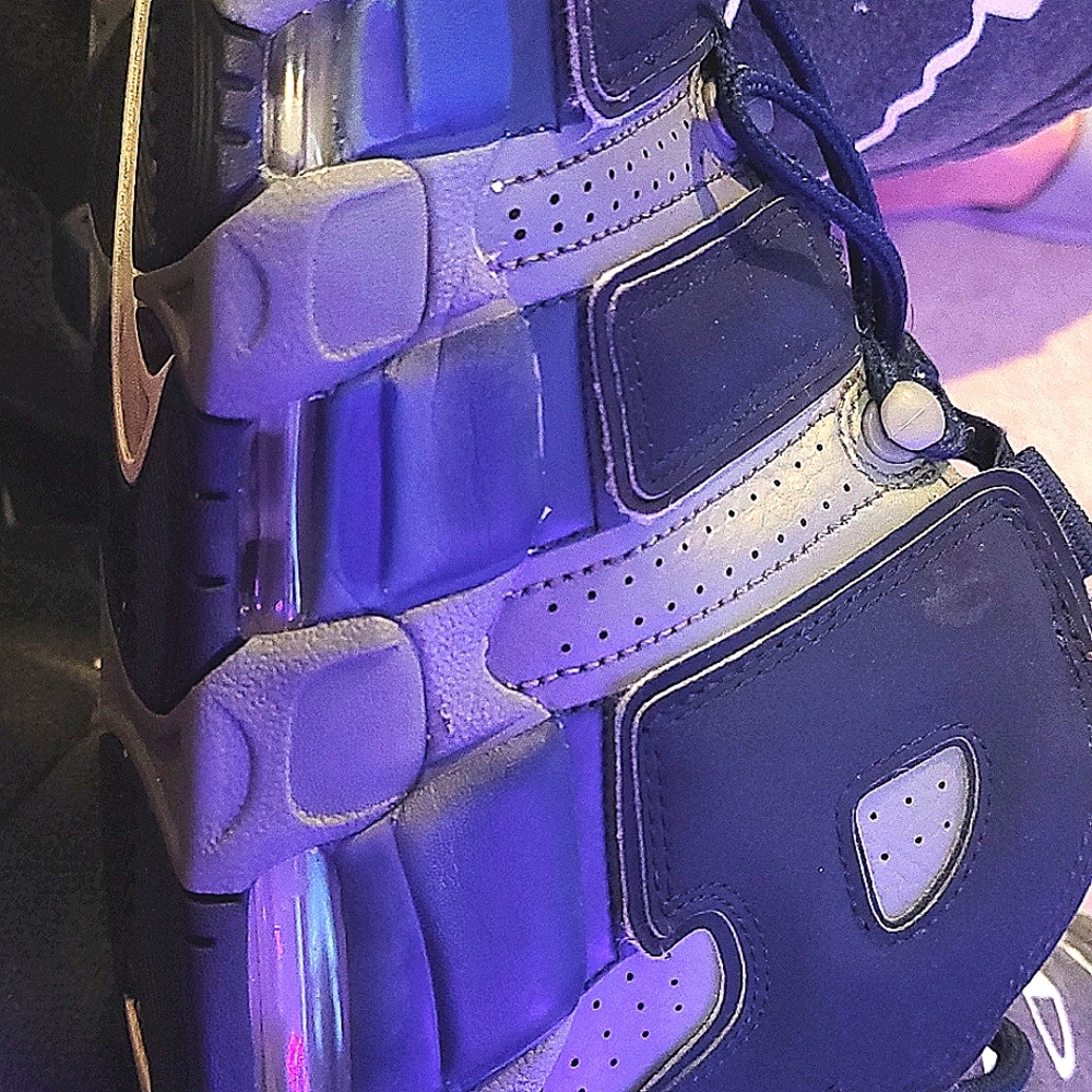 Nike air uptempo